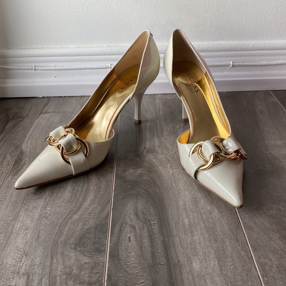 Women’s Guess by Marciano Fortuna ivory heels - Picture 2 of 13